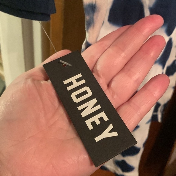 NWT Honey Brand Clothing Men’s Blue tie dye shirt size medium - Picture 3 of 4